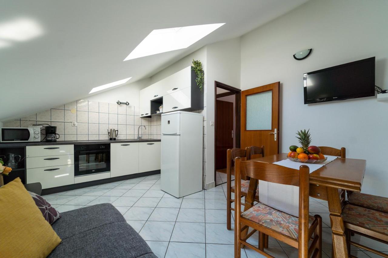 Apartment Nada Petrcane Ngoại thất bức ảnh