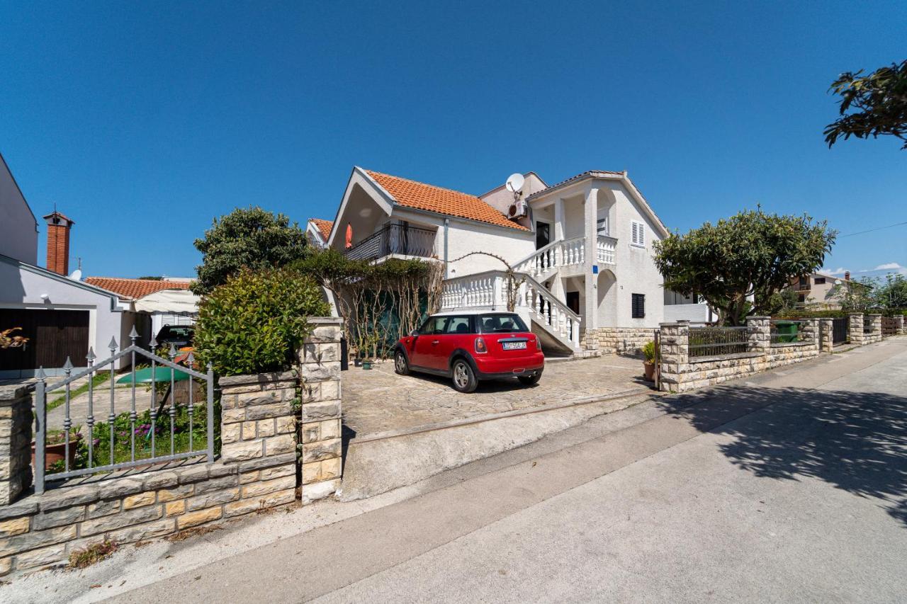 Apartment Nada Petrcane Ngoại thất bức ảnh
