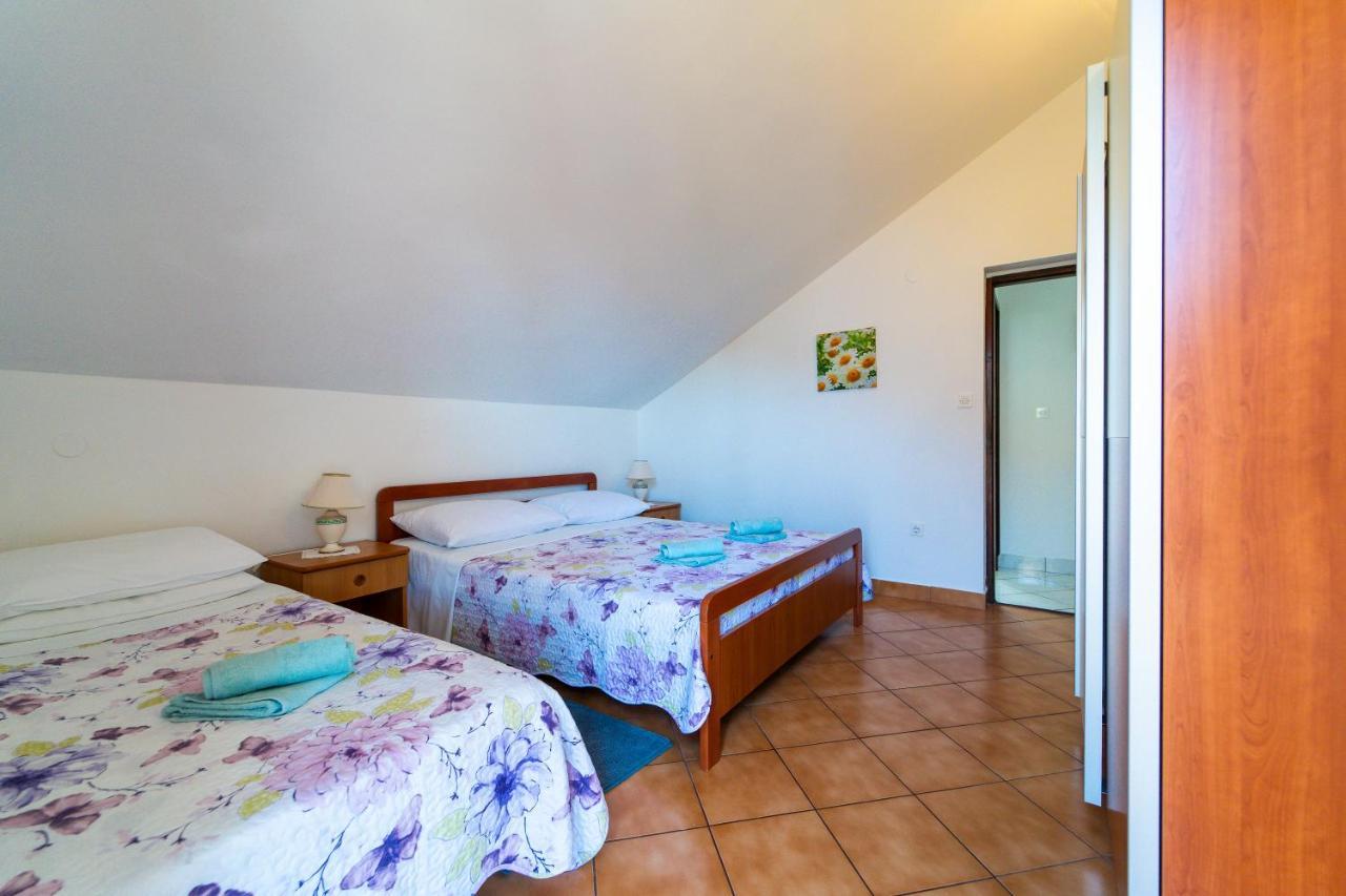 Apartment Nada Petrcane Ngoại thất bức ảnh