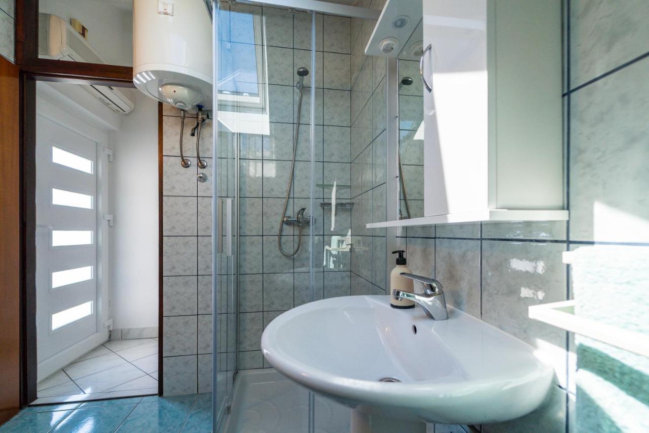 Apartment Nada Petrcane Ngoại thất bức ảnh